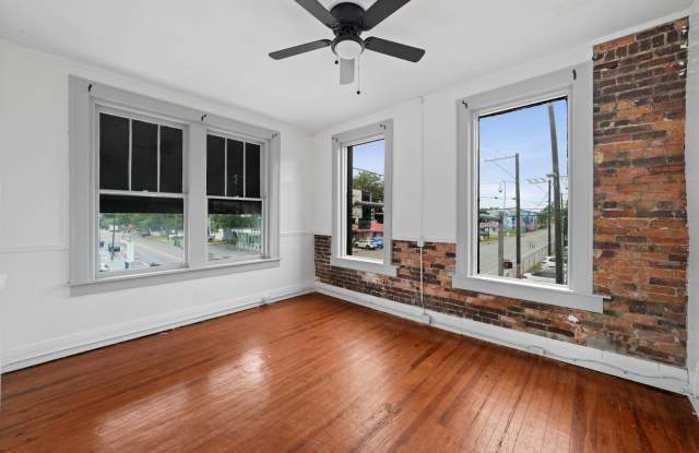 4713 North Florida Avenue Gallery 2