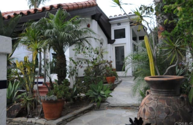 122 S Rios - 122 South Rios Avenue, Solana Beach, CA 92075