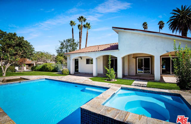 5453 AURA Avenue - 5453 Aura Avenue, Los Angeles, CA 91356