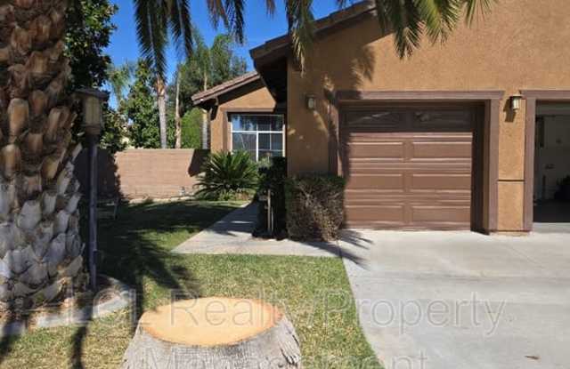 4622 Saddle Dr - 4622 Saddle Drive, Hemet, CA 92544
