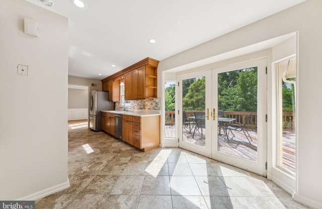 6245 WINDWARD DRIVE photos photos