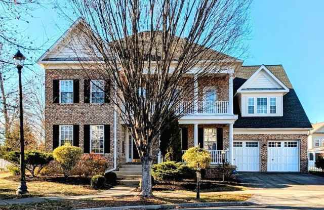 10918 CRIDER Court - 10918 Crider Court, Linton Hall, VA 20136