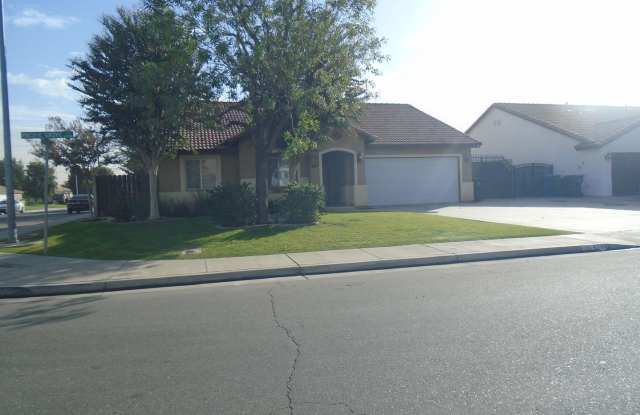 MOVE IN SPECIAL $3397.50 MOVES YOU IN! photos photos