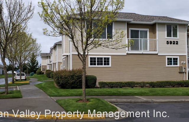 5922 Lindsay Ave SE, 12F - 5922 Lindsay Avenue Southeast, Auburn, WA 98092