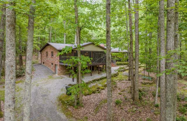 128 Wooden Bridge Road - 128 Wooden Bridge Lane, Henderson County, NC 28739