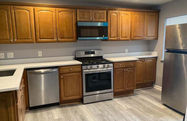 3063 Phelan Way photos photos