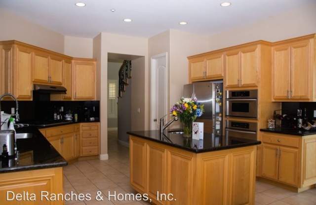 1021 Pacific Grove Ct Gallery 4