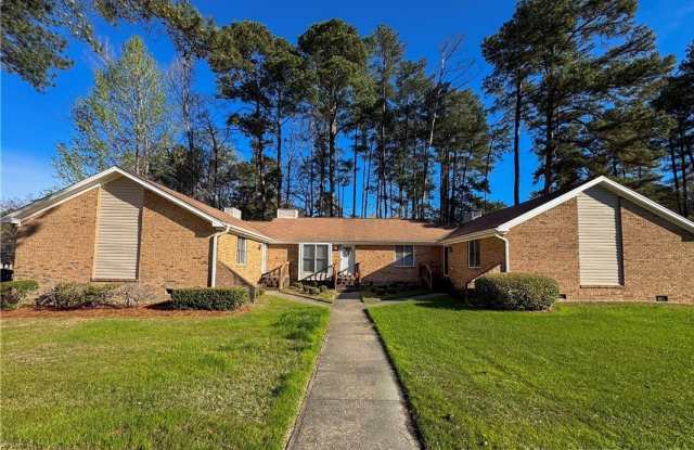 499 Coronation Drive photos photos