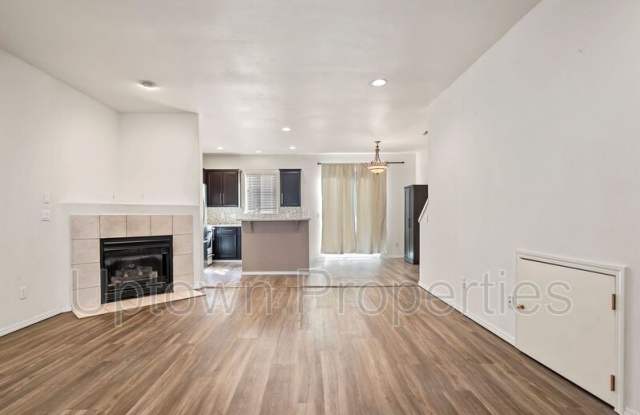 9284 SW Sweek Dr Gallery 4
