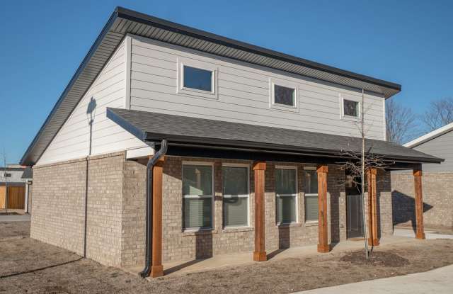 2 Bedroom 2 Baths, close to UofA!! - 664 North Honey Locust Bend, Fayetteville, AR 72704 2 Bedroom 2 Baths, close to UofA!! - 664 North Honey Locust Bend, Fayetteville, AR 72704