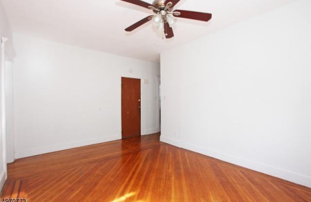 92 BARTHOLDI AVE Gallery 3
