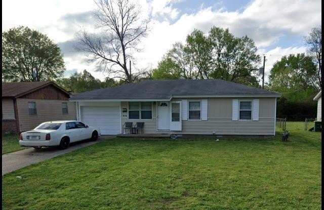 1016 Roseclair Drive photos photos