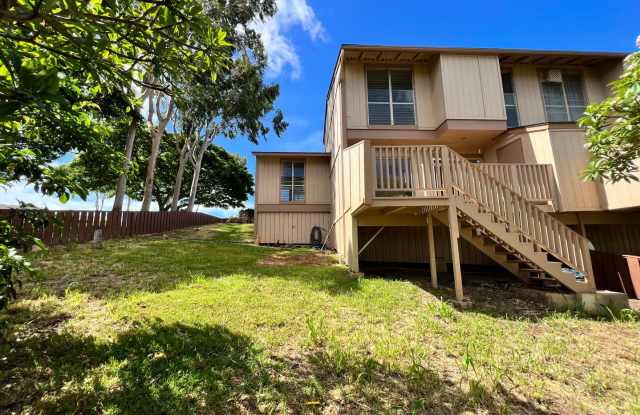 Beautiful 4 Bed 2 Bath in Makakilo with Large Backyard! photos photos