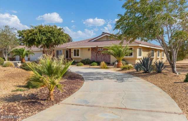 2344 W Avenue M-4 photos photos