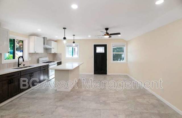 2807 Sabral Cir Gallery 4