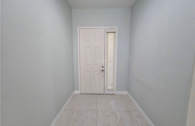 739 S OCRACOKE SQUARE SW Gallery 2