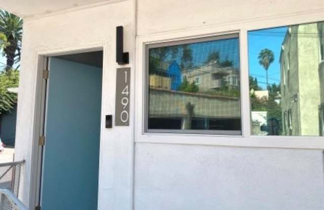 1490 Silver Lake Boulevard Gallery 2