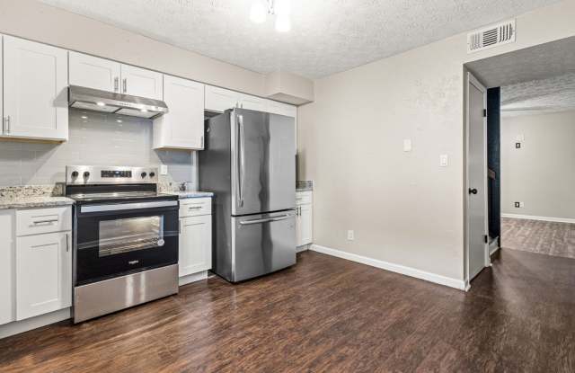 Charming 3BR Condo in Jonesboro photos photos