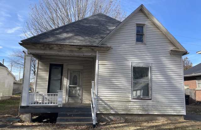 6 Pennsylvania Ave - 6 Pennsylvania Avenue, Danville, IL 61832