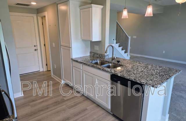 9643 Turnpoint Dr Gallery 4