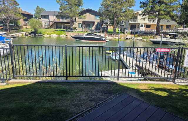 3 Bedroom 3 Bath condo Gallery 4