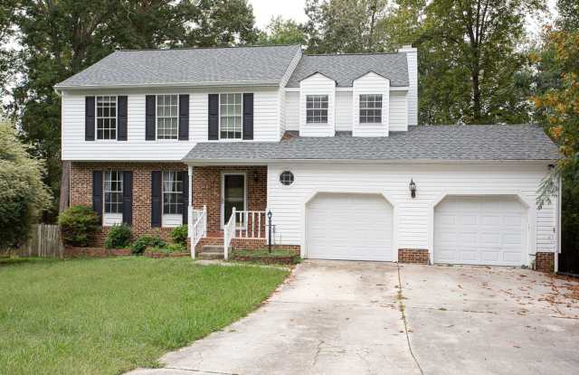 4 bedroom house in SW Durham with big fenced yard! photos photos