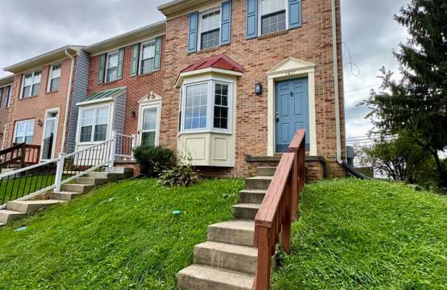 Charming 3 Bedroom/2 Bathroom Townhome in Edgewood, MD! photos photos