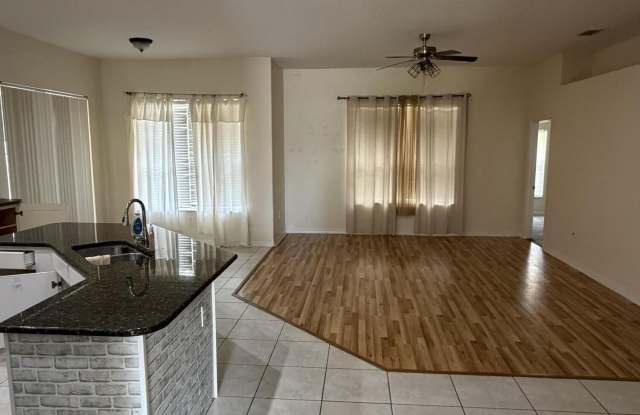 1224 Buffing Circle SE Gallery 3