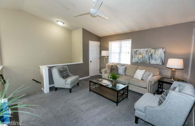 1456 Bluebird Ter, Saint Louis MO Gallery 2