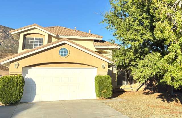 NEWLY UPDATED 4+2 IN EXCELLENT AREA OF SAN BERNARDINO AVAILABLE NOV 1 photos photos