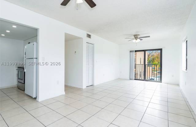 1490 W 42nd Pl Gallery 2