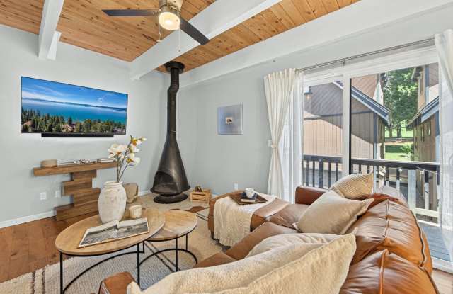 Spacious Condo with Balcony & Mountain Views Gallery 1