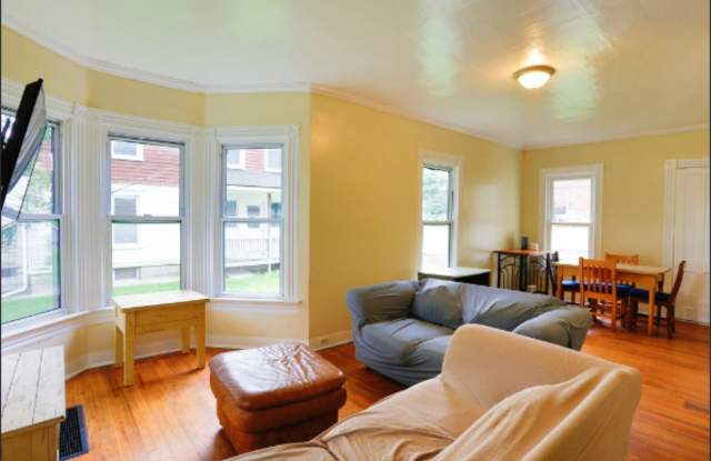 75 East St photos photos