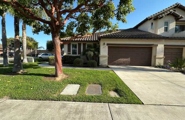 La Ventana Estates 3 bdrm Townhome Available photos photos