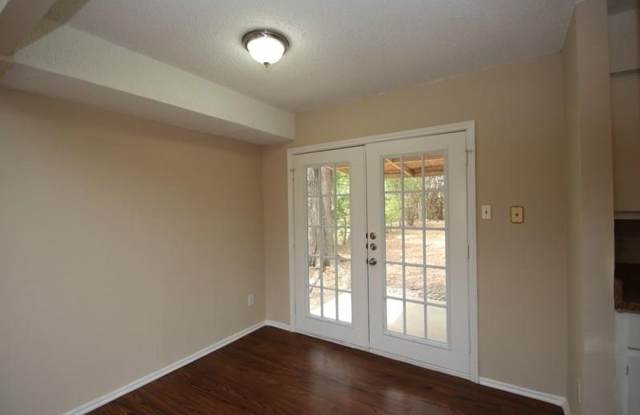 209 Heartwood Dr. Gallery 4