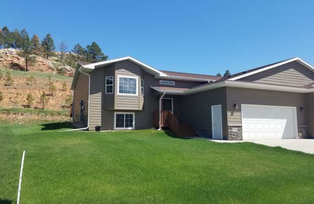 3946 Park Dr - 3946 Park Drive, Rapid City, SD 57702