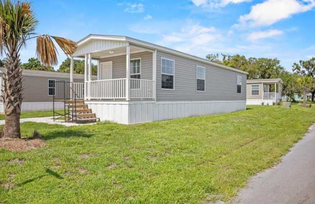 16831 Oak Leaf Court Gallery 2