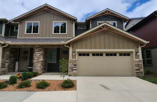 Black Mountain-Sweet Birch Commons*** Gallery 4
