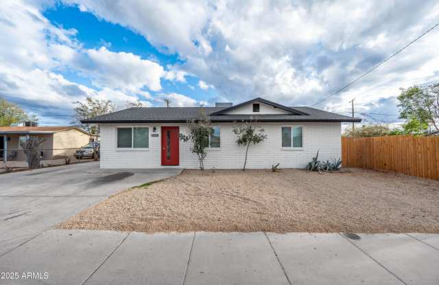 10947 W MOHAVE Street photos photos