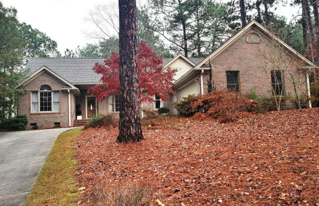 170 Bridle Path Circle - 170 Bridle Path Circle, Pinehurst, NC 28374