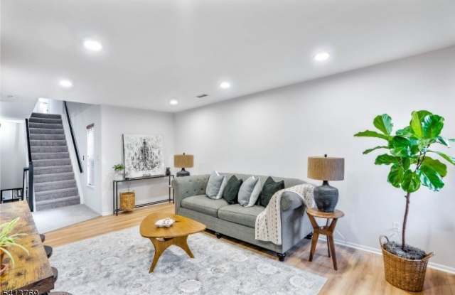 8 Springholm Drive Ondo photos photos