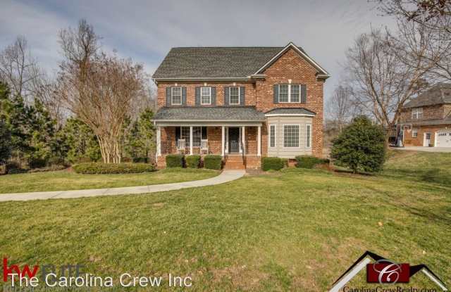 228 Inverness Dr Gallery 2