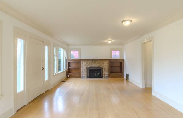 4Bd/3.25Ba Seattle Home Gallery 3