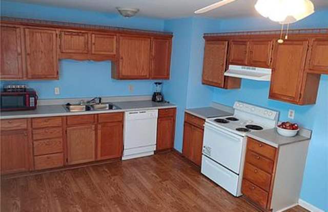 705 Zumwalt Ave Gallery 4