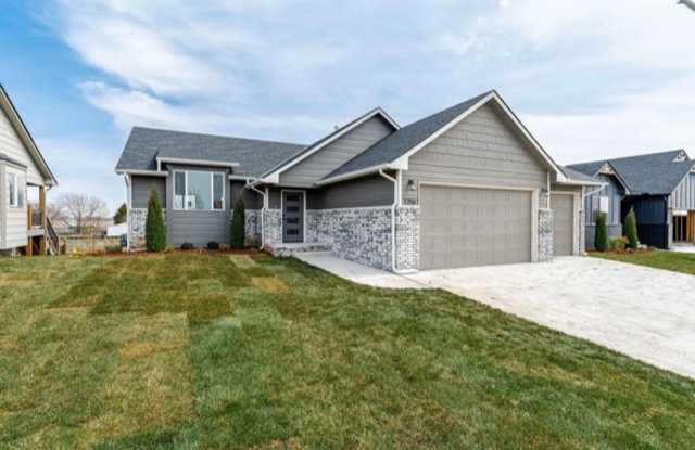 4 Bedroom 3 Bath Home Built 2024- Goddard photos photos