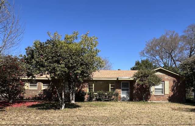 Prattville Rental! Gallery 1