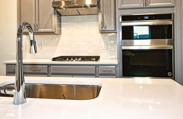 13210 Kenworth Rd photos photos