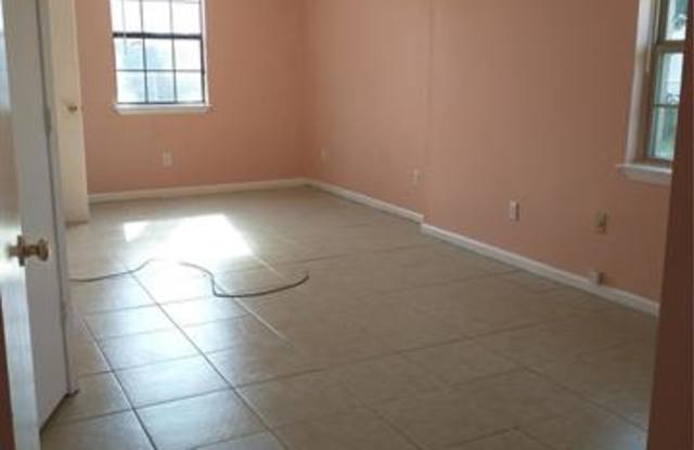 6129 ADAM Drive Gallery 4