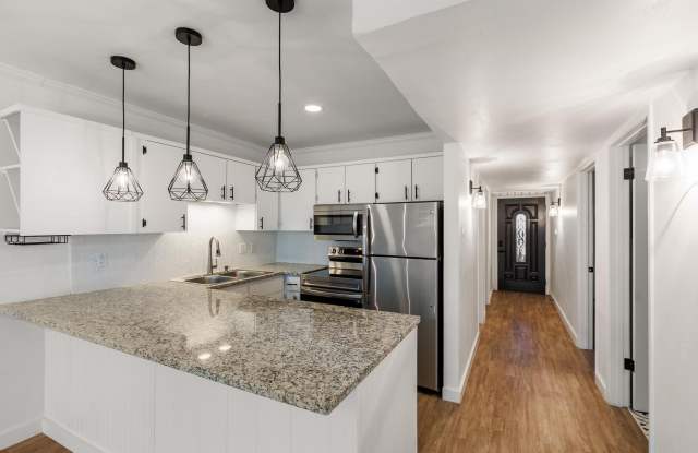 1214 Hi Stirrup #108 - 1214 Hi Stirrup, Horseshoe Bay, TX 78657