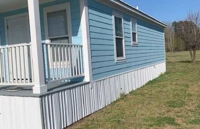 1740 White Oak River Road Gallery 2
